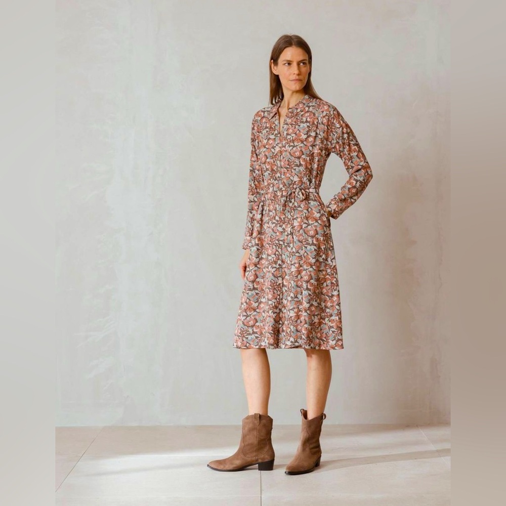 Indi and Cold Retro Shirt Dress Size Small Floral Office Casual Western Feminine
